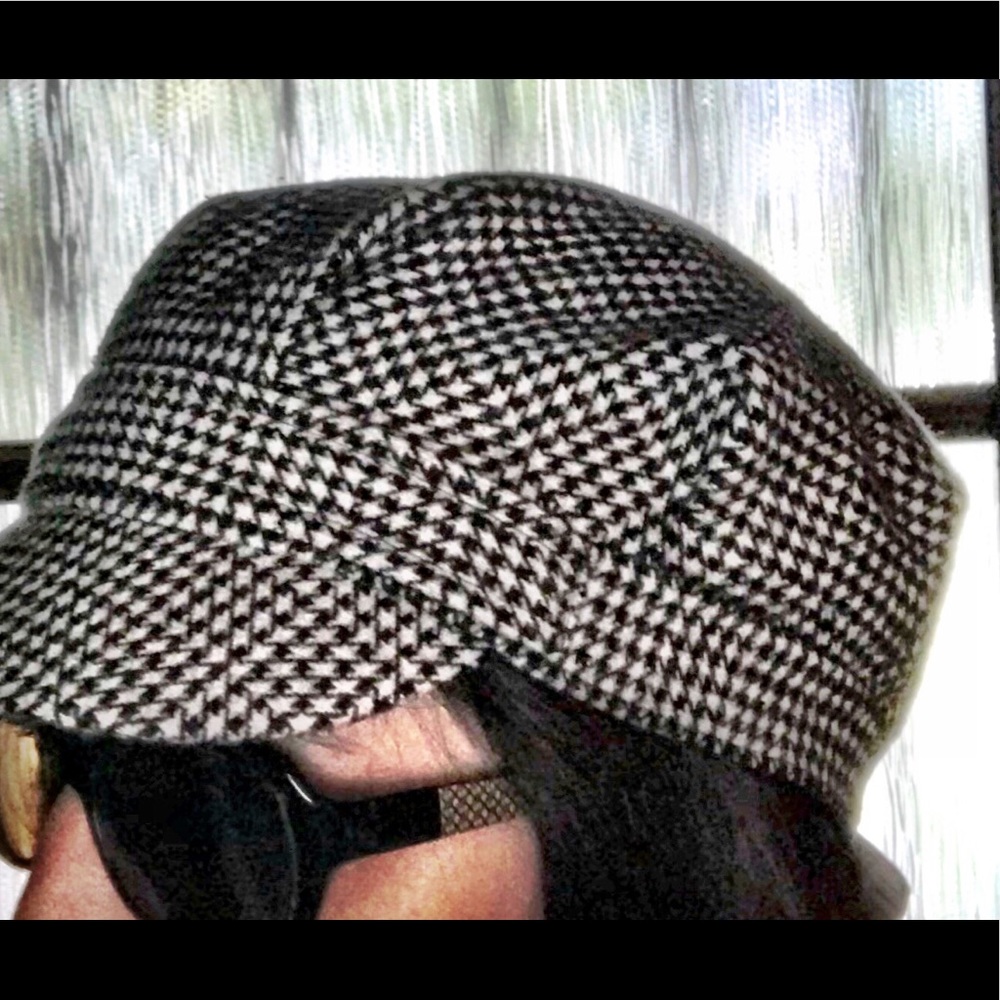 Hat - Picture 6 of 8